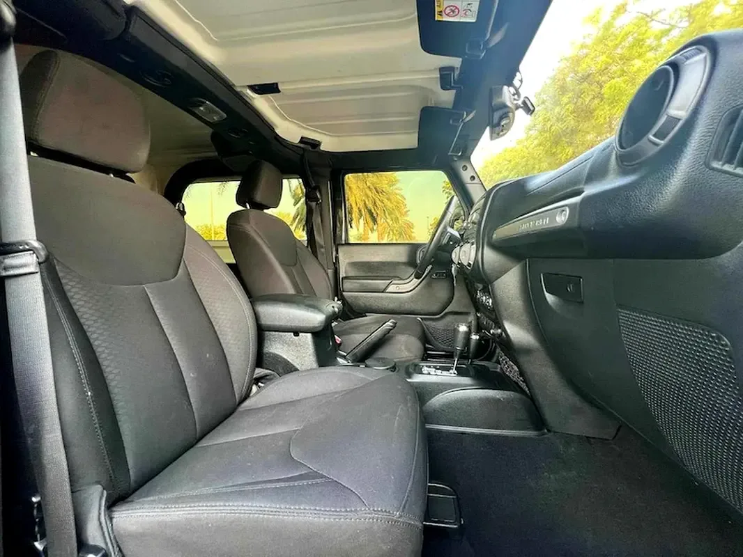 Jeep Wrangler 3.8 AT (199 حصان) - 10