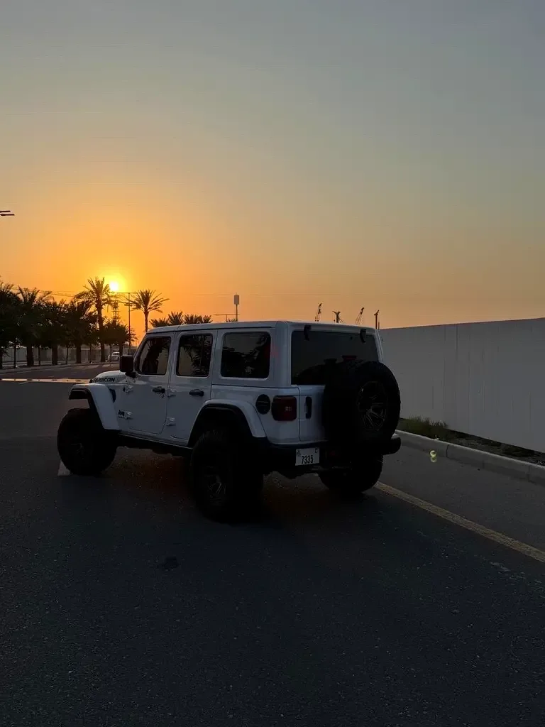 Jeep Wrangler 6.4 AT AWD (470 حصان) - 4