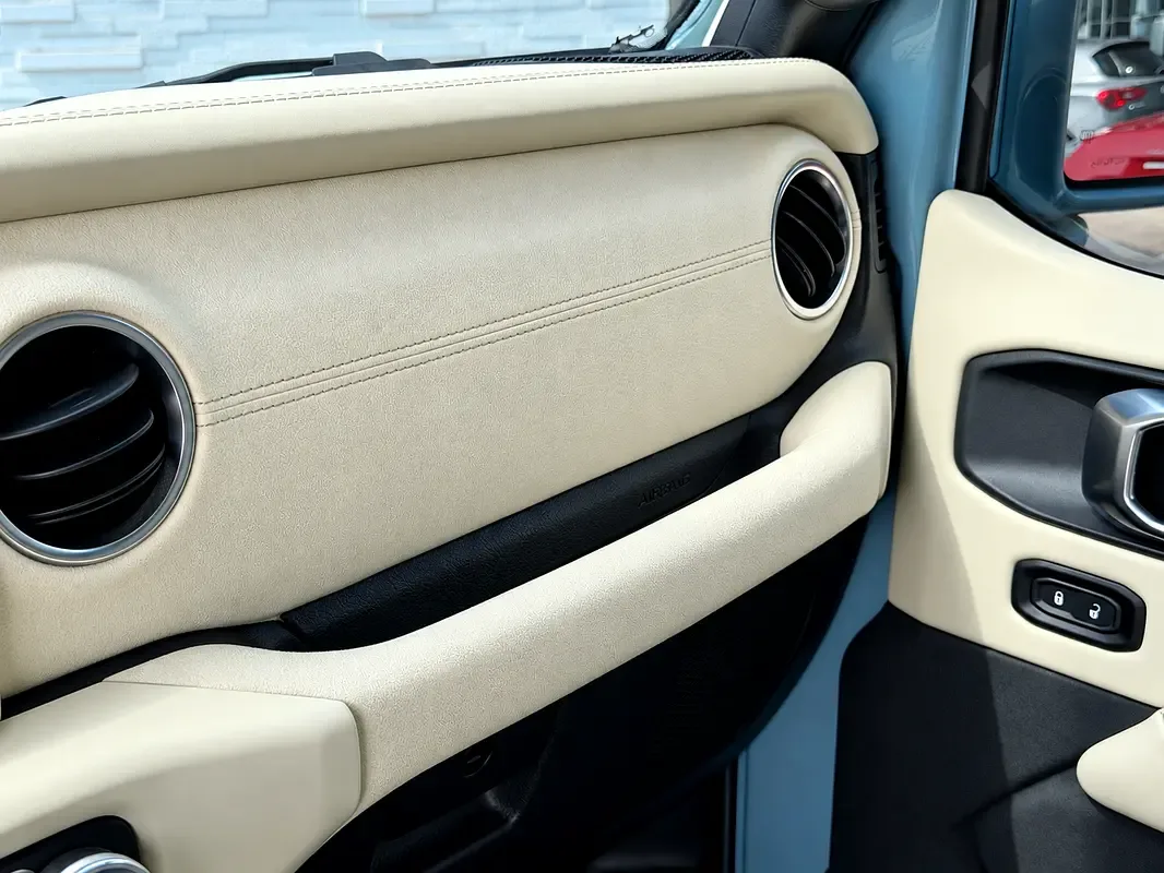 Jeep Wrangler 6.4 AT AWD (470 hp) - 15