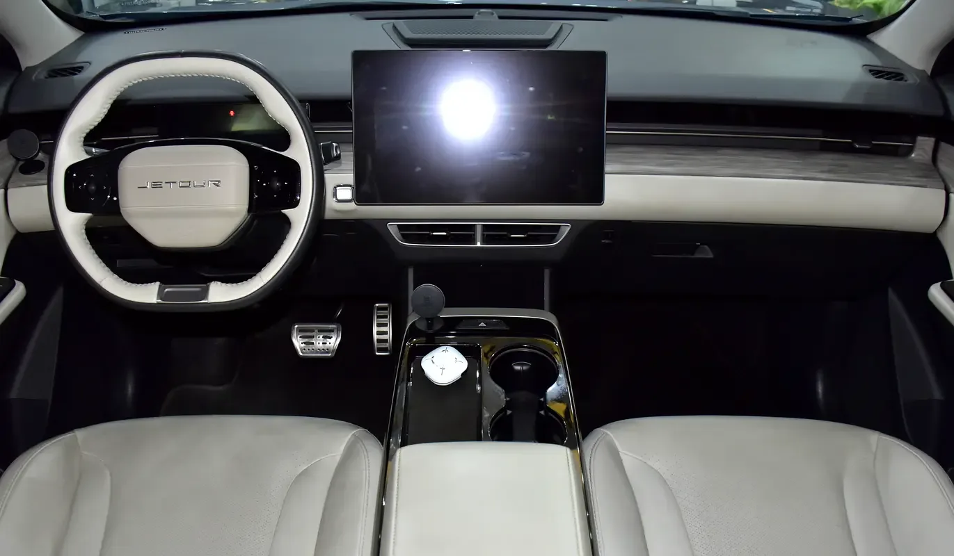 Jetour Dashing 1.5 AMT (156 hp) - 11