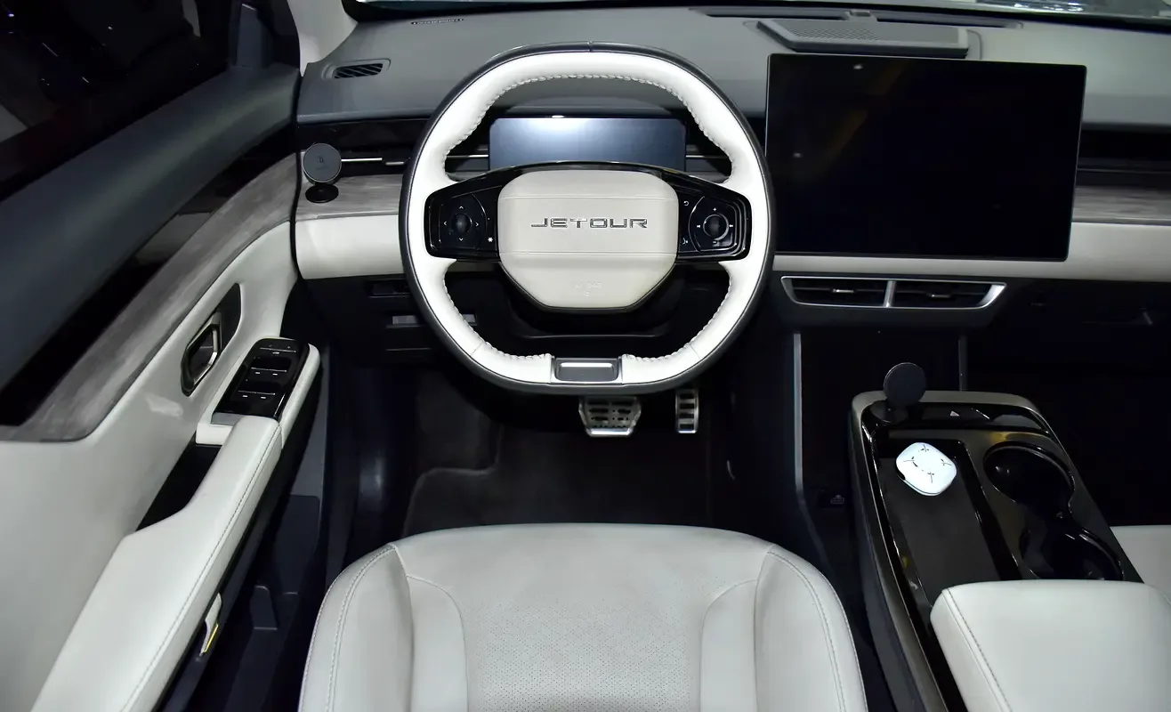 Jetour Dashing 1.5 AMT (156 hp) - 12