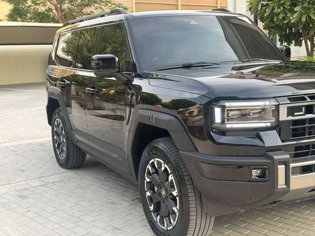 Jetour G700 2.0 AT AWD (751 hp) - 3