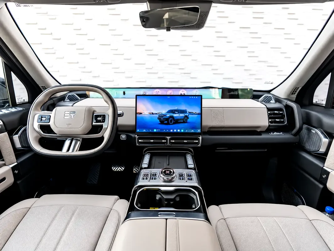 Jetour G700 2.0 AT AWD (751 hp) - 4