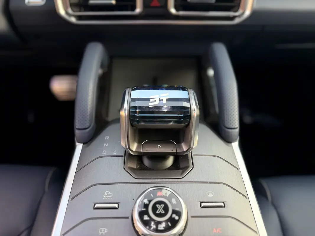 Jetour T2 2.0 AMT 4WD (245 hp) - 9