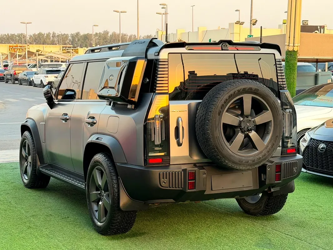 Jetour T2 2.0 AMT 4WD (245 حصان) - 4