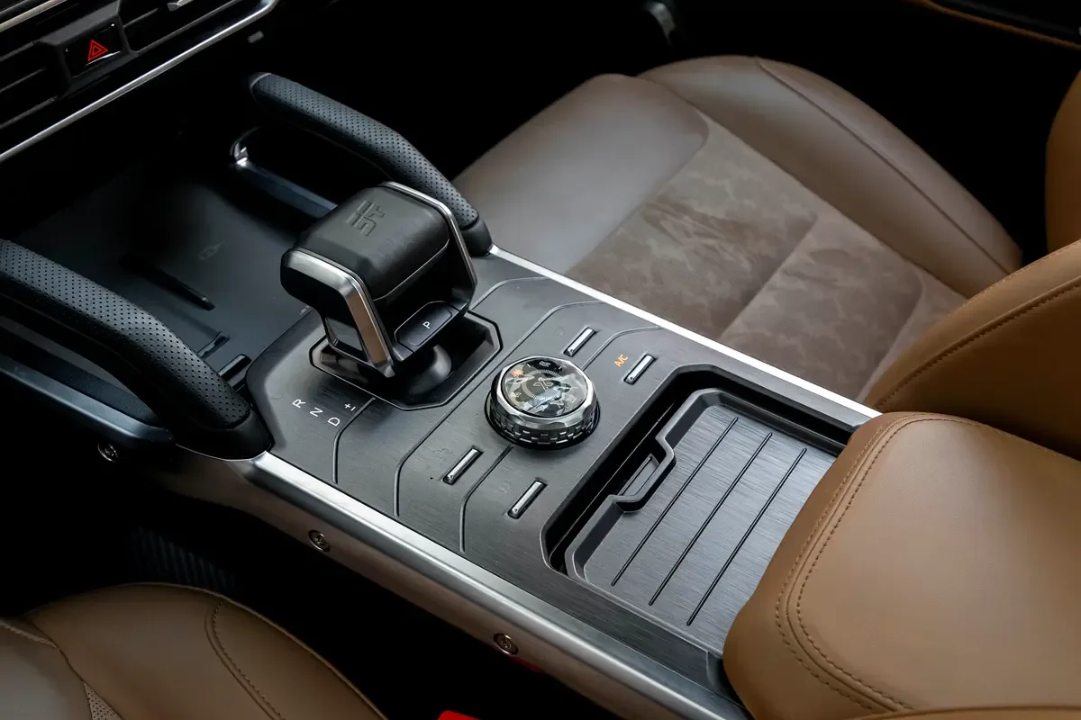Jetour T2 2.0 AMT 4WD (245 حصان) - 10