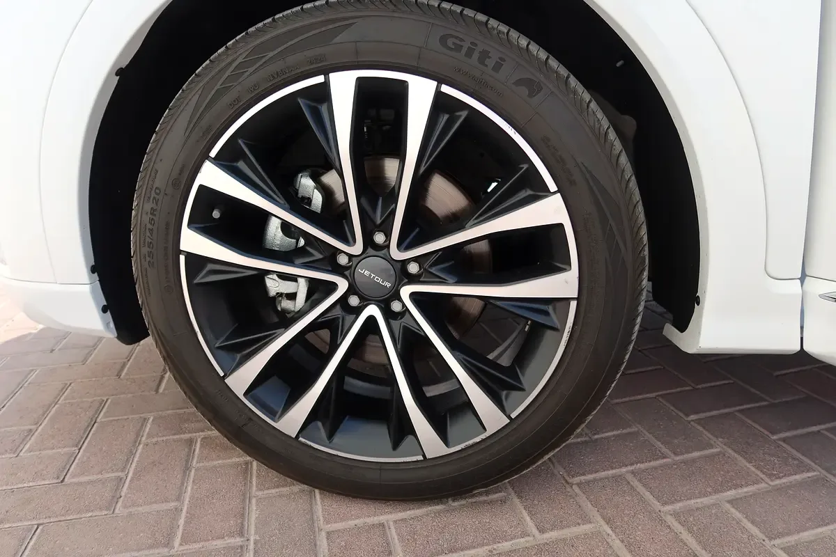Jetour X70 1.5 AT (147 hp) - 18
