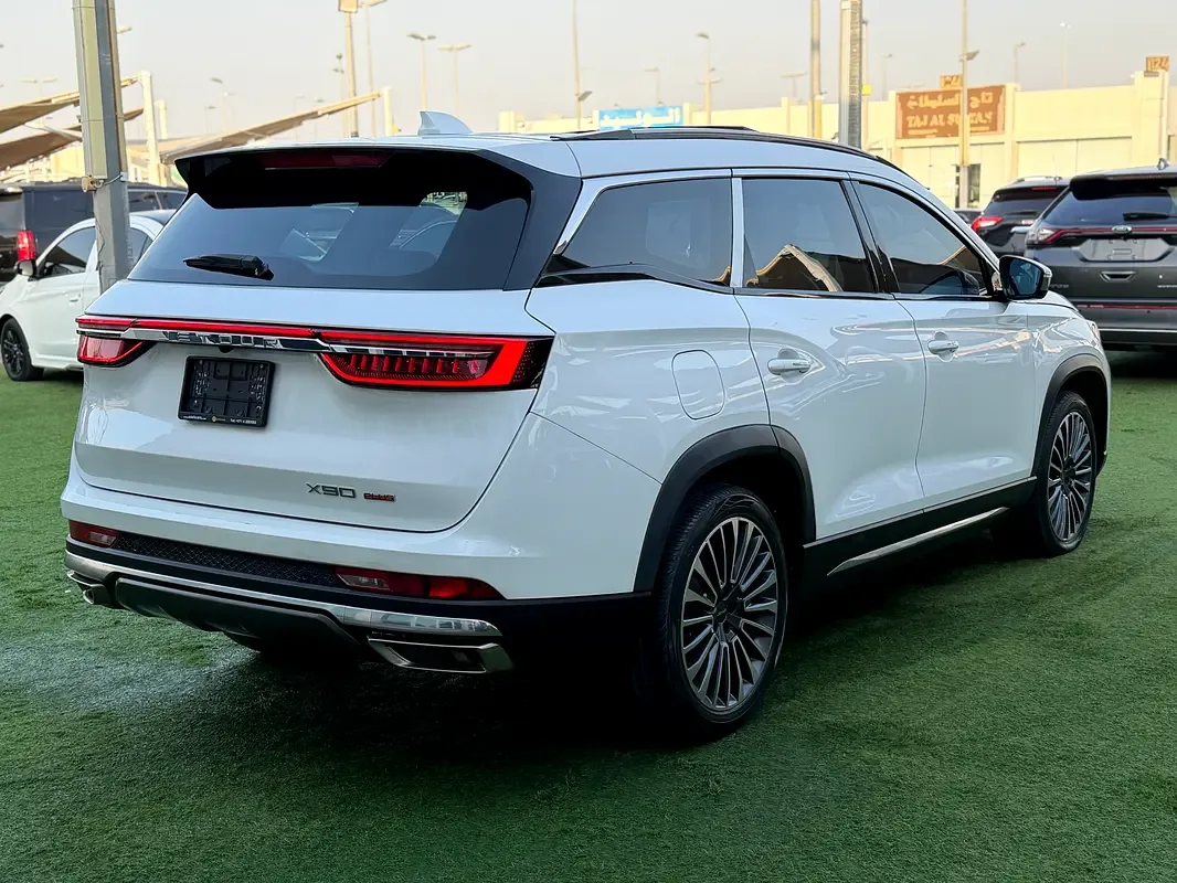 Jetour X90 2.0 AMT (254 حصان) - 5