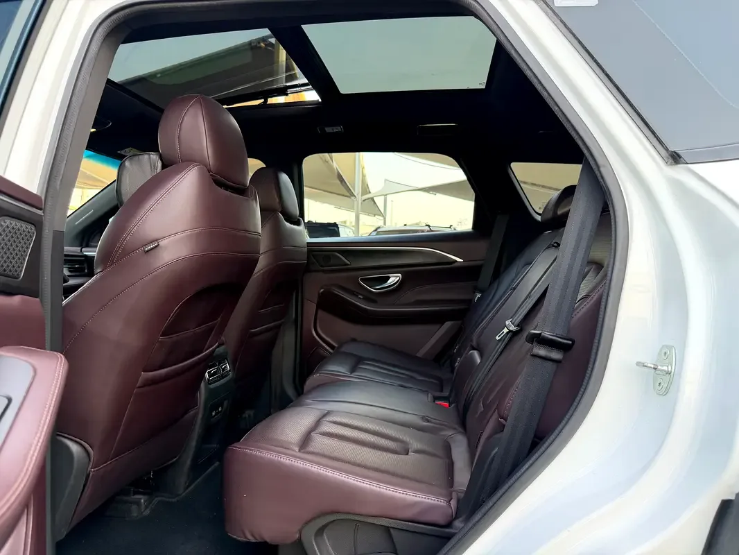 Jetour X90 2.0 AMT (254 حصان) - 8