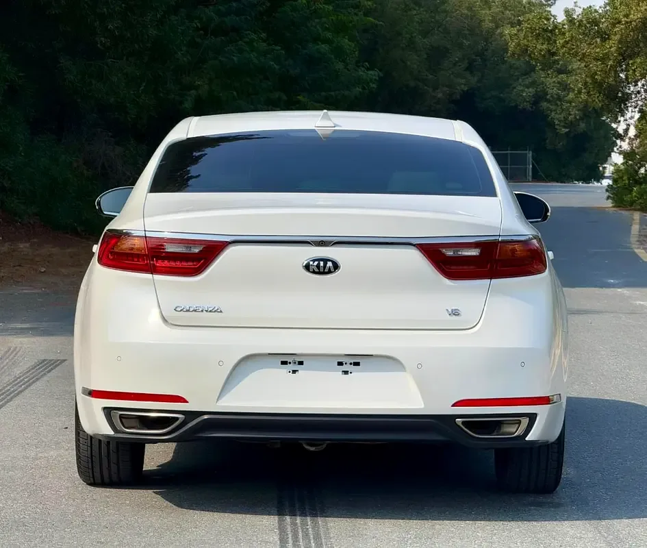 Kia Cadenza 3.3 AT (290 hp) - 5