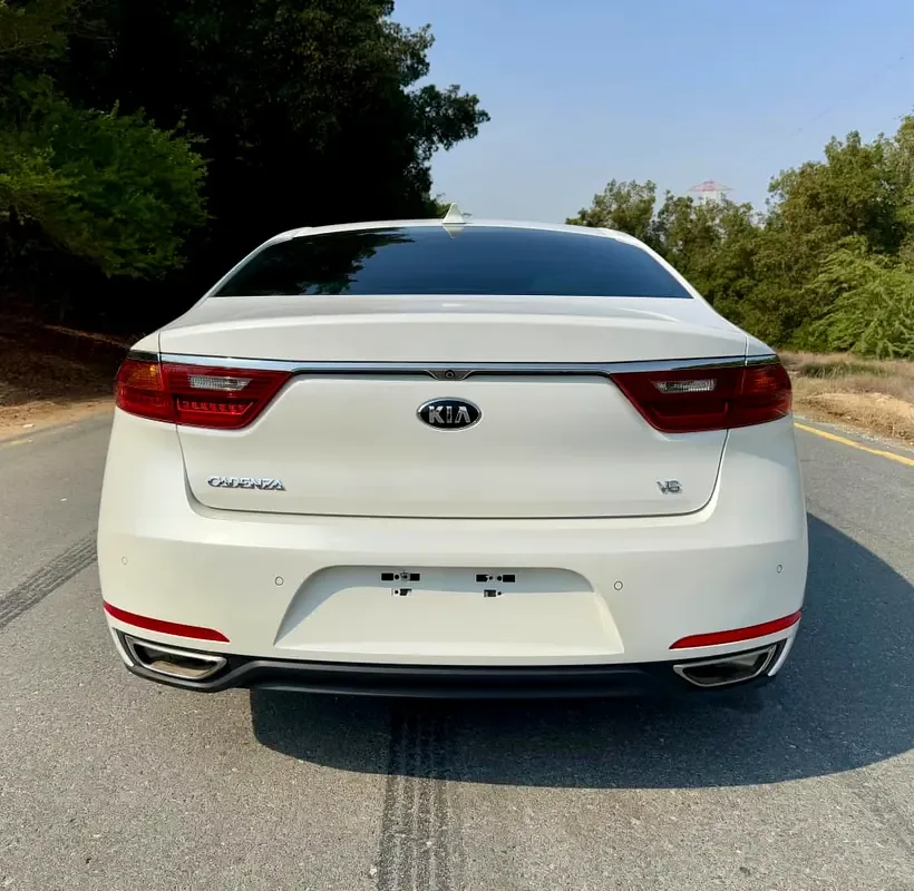 Kia Cadenza 3.3 AT (290 hp) - 7