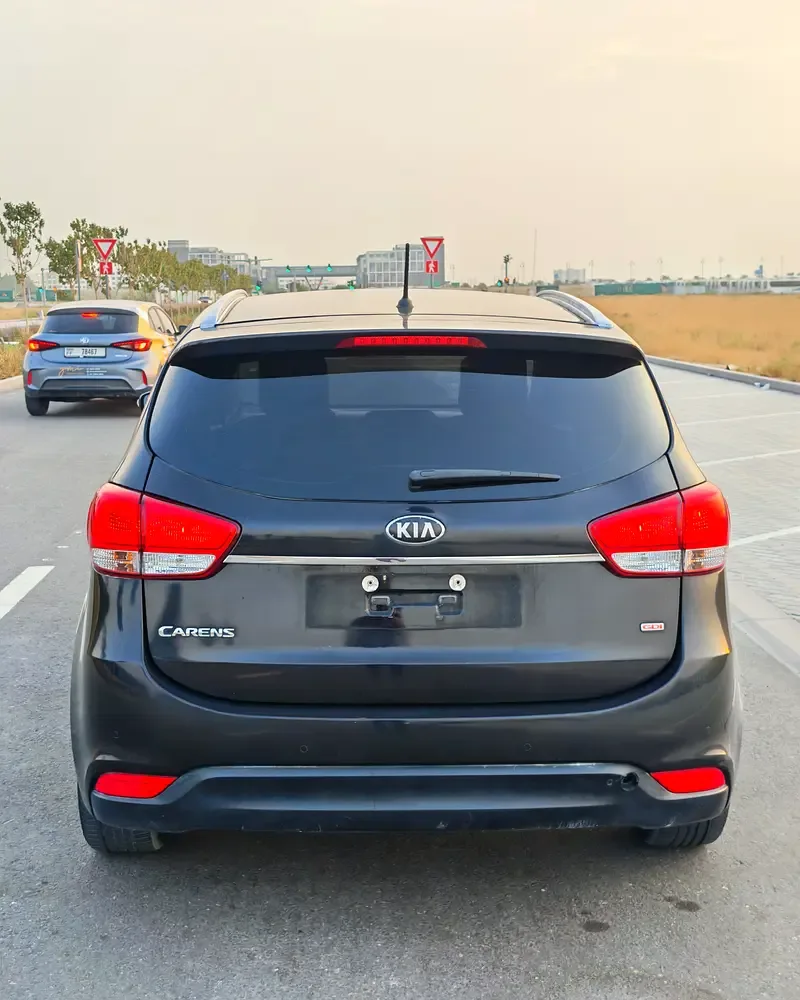 Kia Carens 1.6 GDI MT (5 مقاعد) (135 حصان) - 6