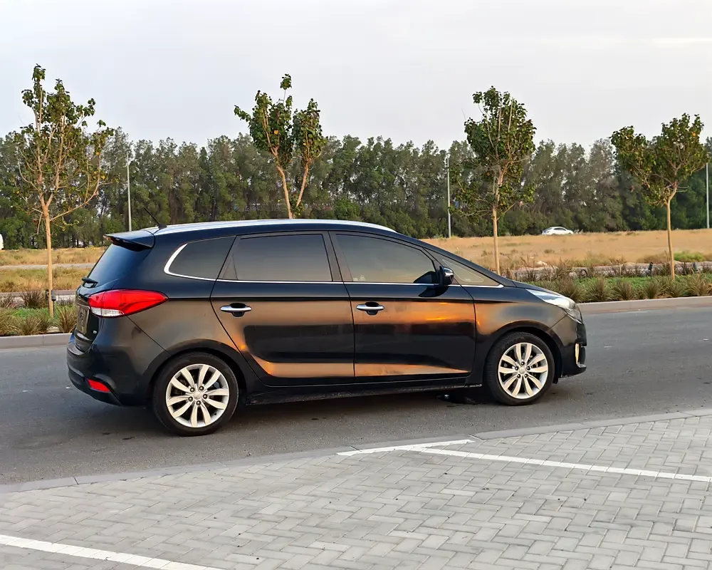 Kia Carens 1.6 GDI MT (5 مقاعد) (135 حصان) - 8