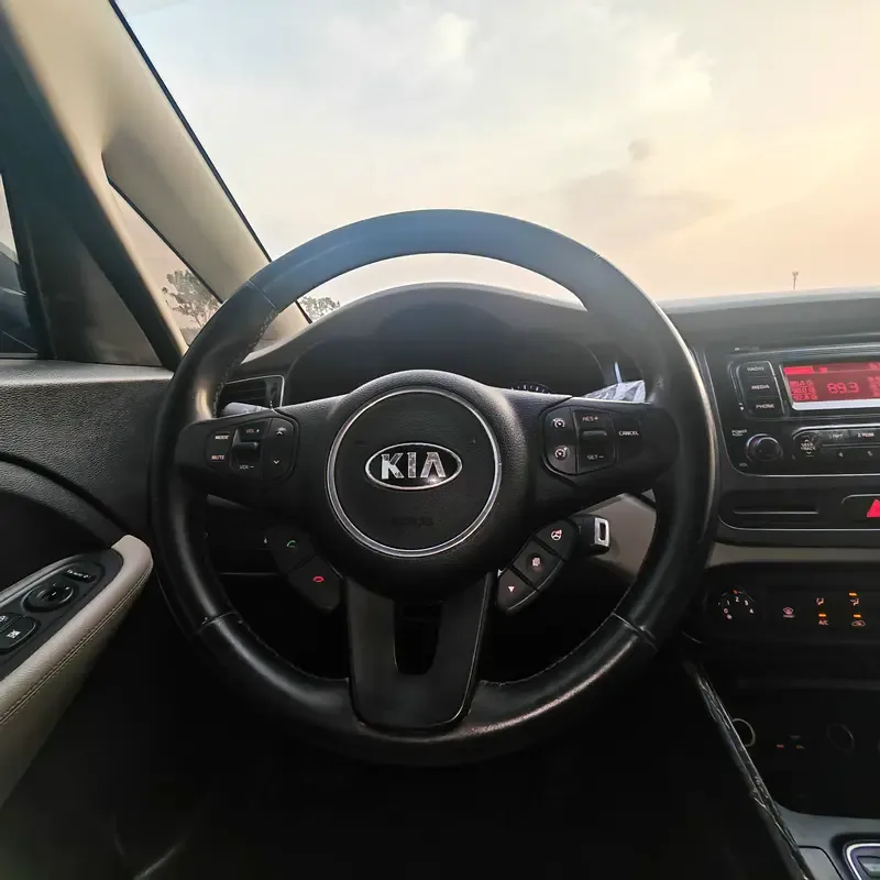 Kia Carens 1.6 GDI MT (5 مقاعد) (135 حصان) - 14