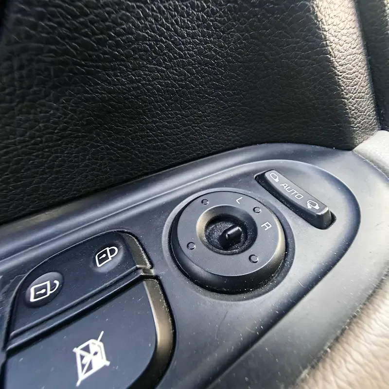 Kia Carens 1.6 GDI MT (5 مقاعد) (135 حصان) - 13