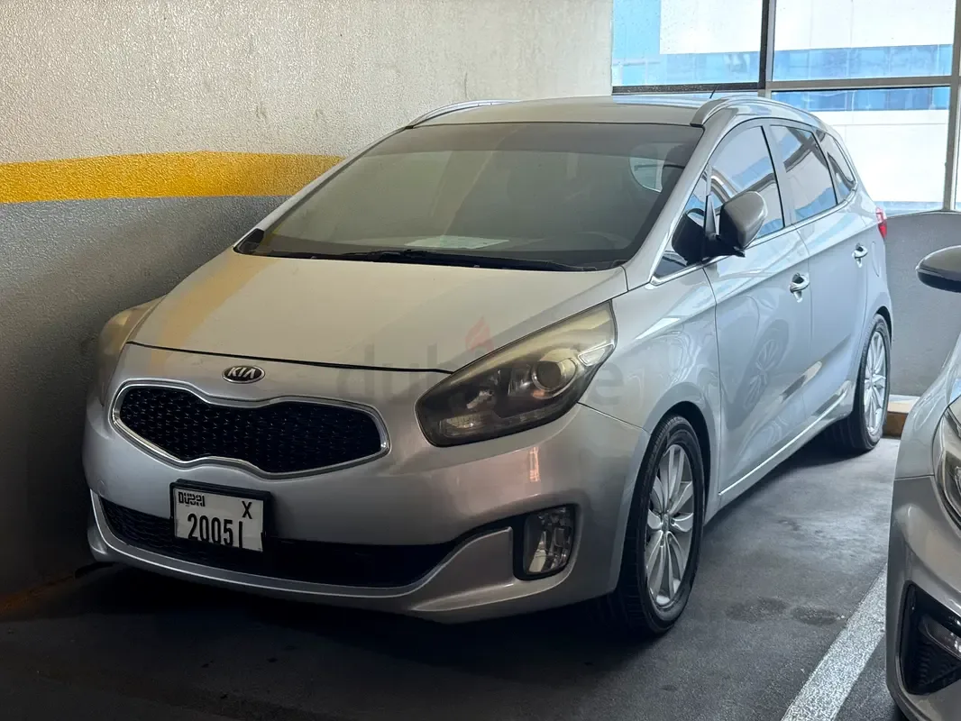 Kia Carens 2.0 AT (166 hp)