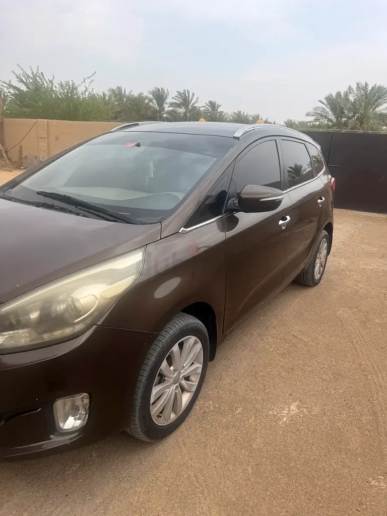Kia Carens 2.0 AT (166 hp) - 2