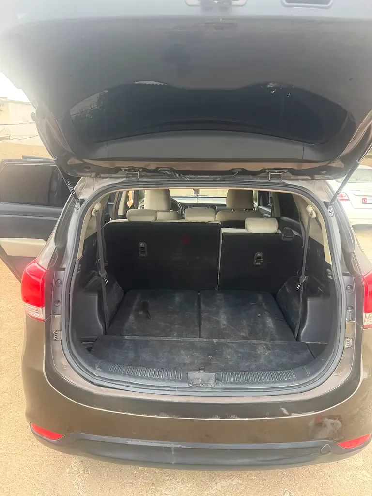 Kia Carens 2.0 AT (166 hp) - 9