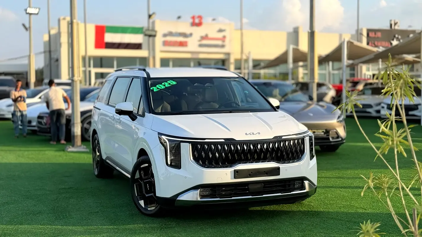 Kia Carnival 1.6 AT (245 hp)