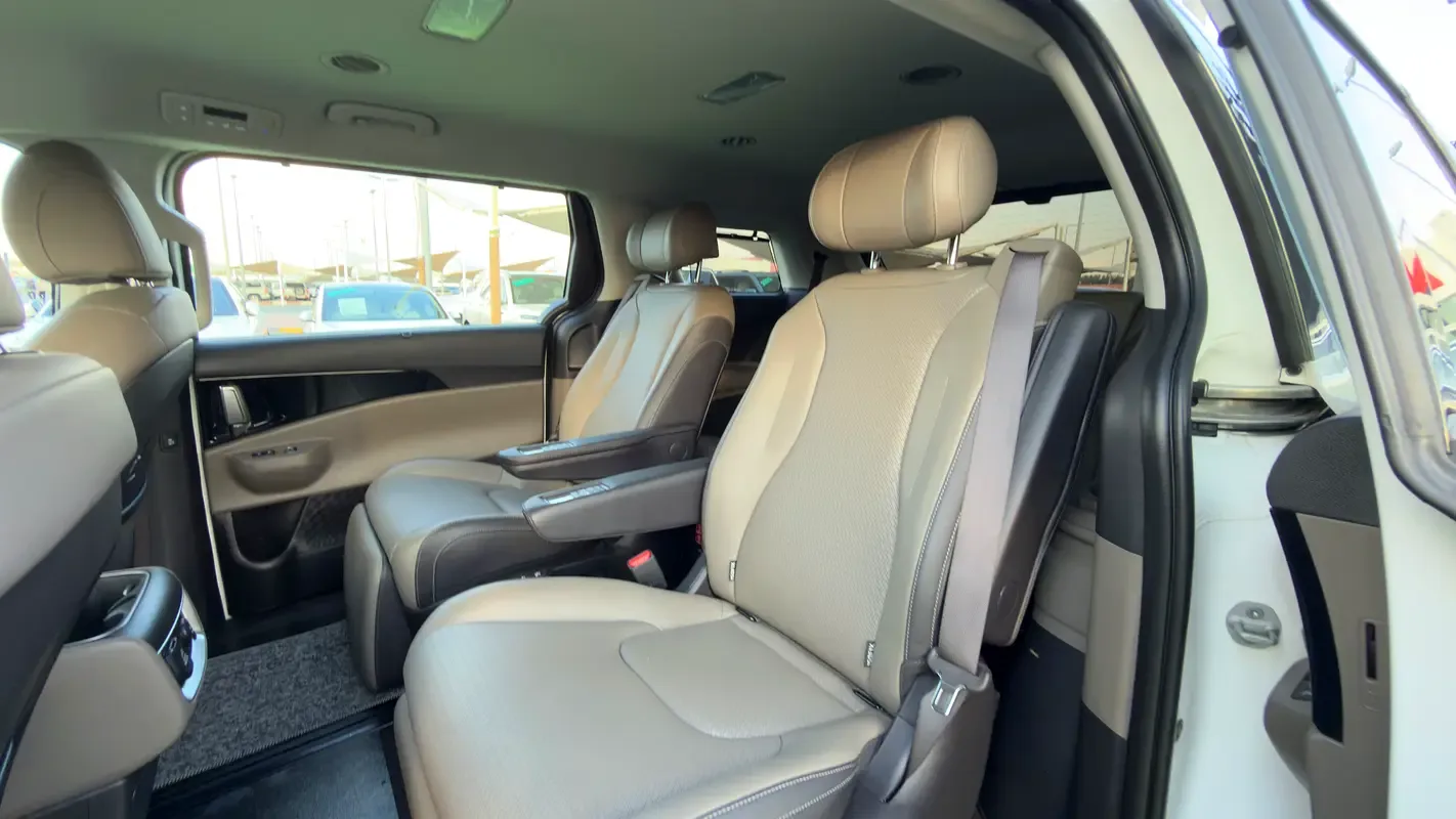 Kia Carnival 1.6 AT (245 حصان) - 13