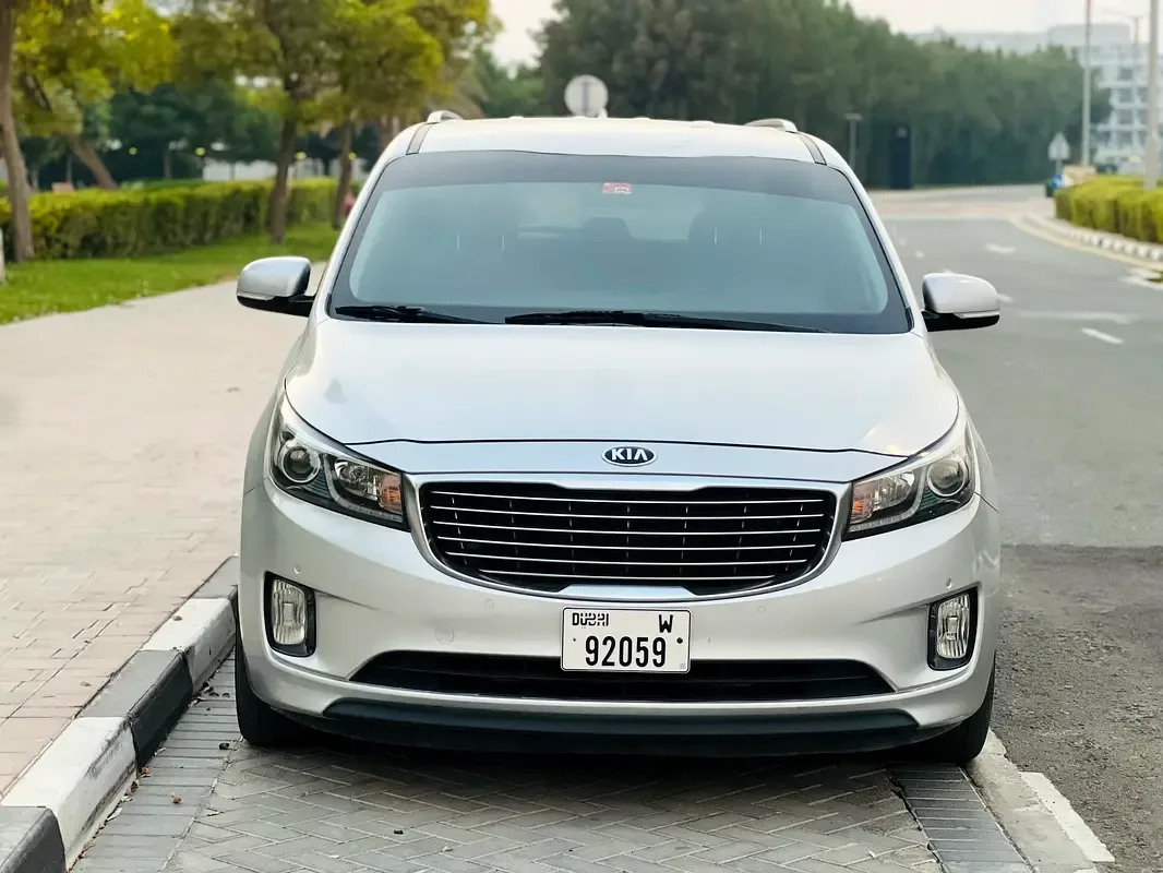 Kia Carnival 3.3 AT (280 hp)