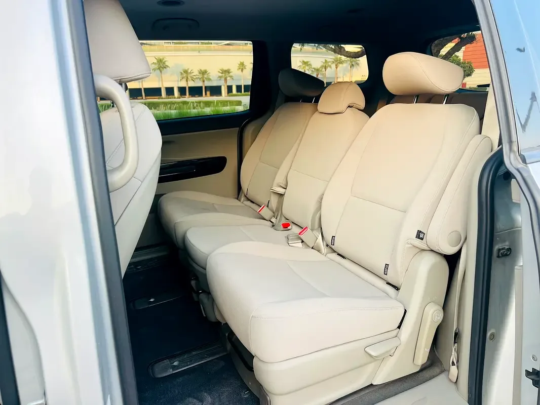 Kia Carnival 3.3 AT (280 hp) - 18