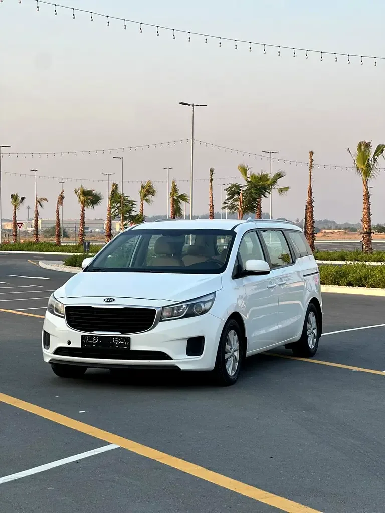 Kia Carnival 3.3 AT (280 hp)