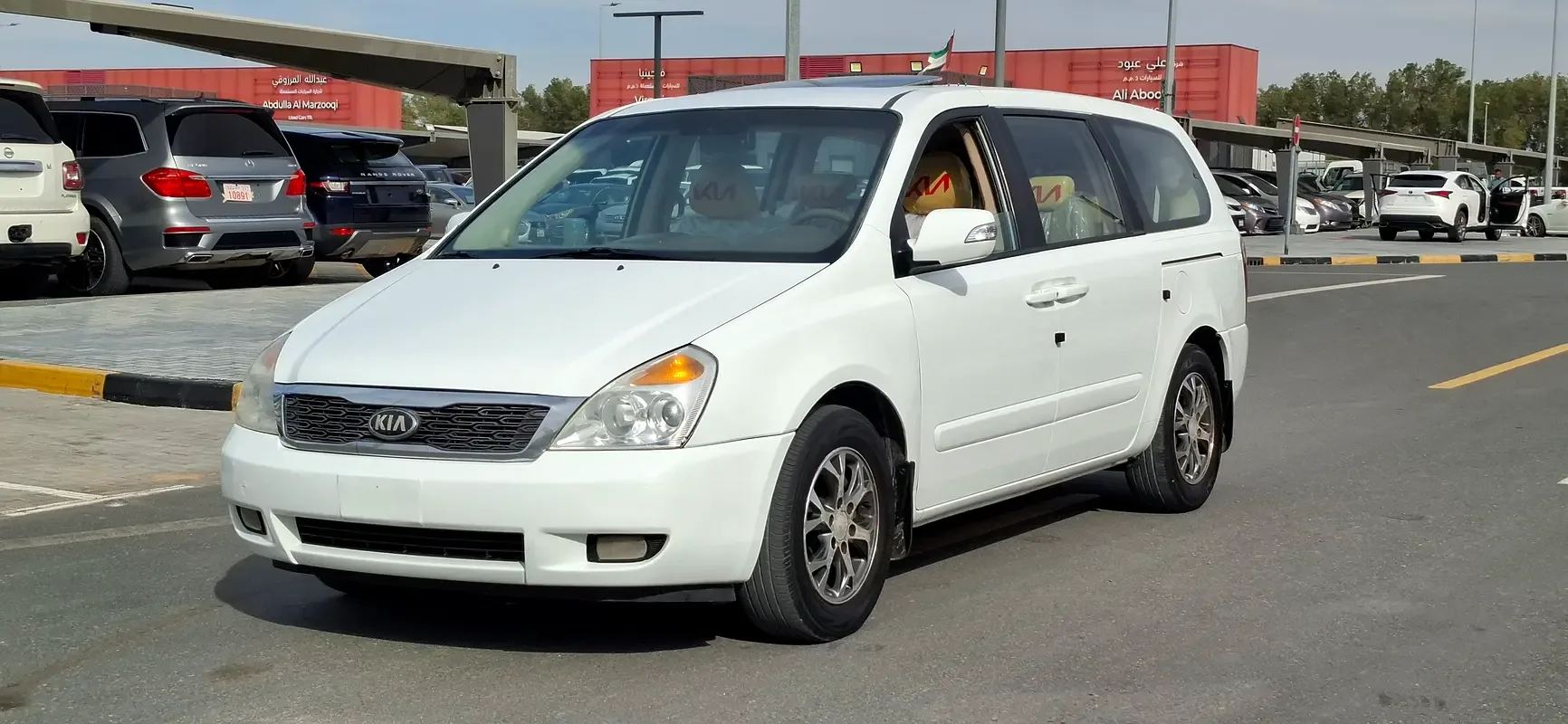 Kia Carnival 3.3 AT (280 hp) - 3