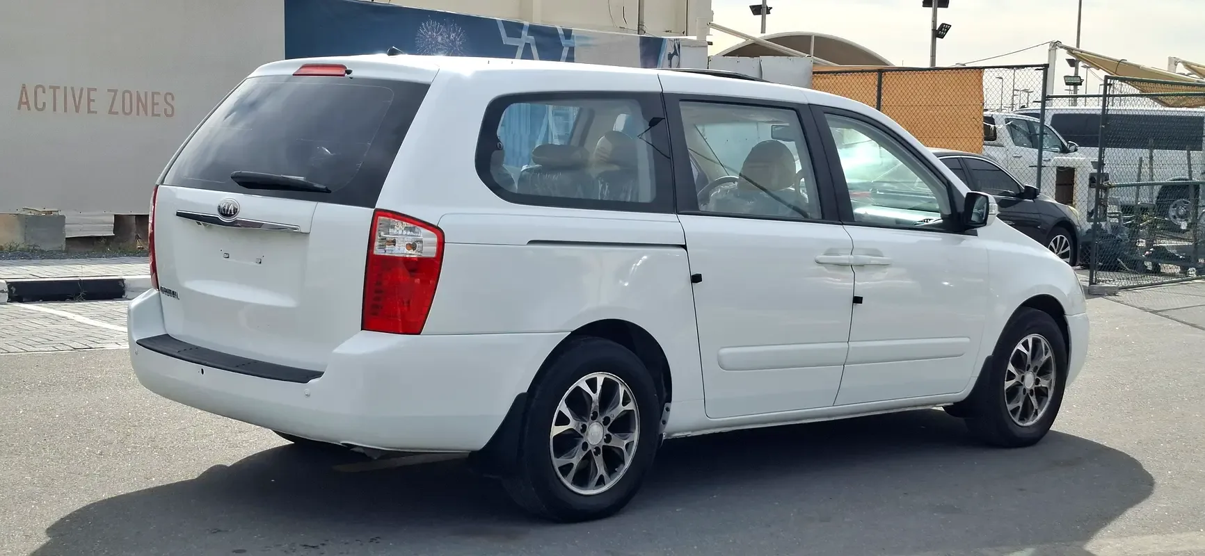 Kia Carnival 3.3 AT (280 hp) - 4