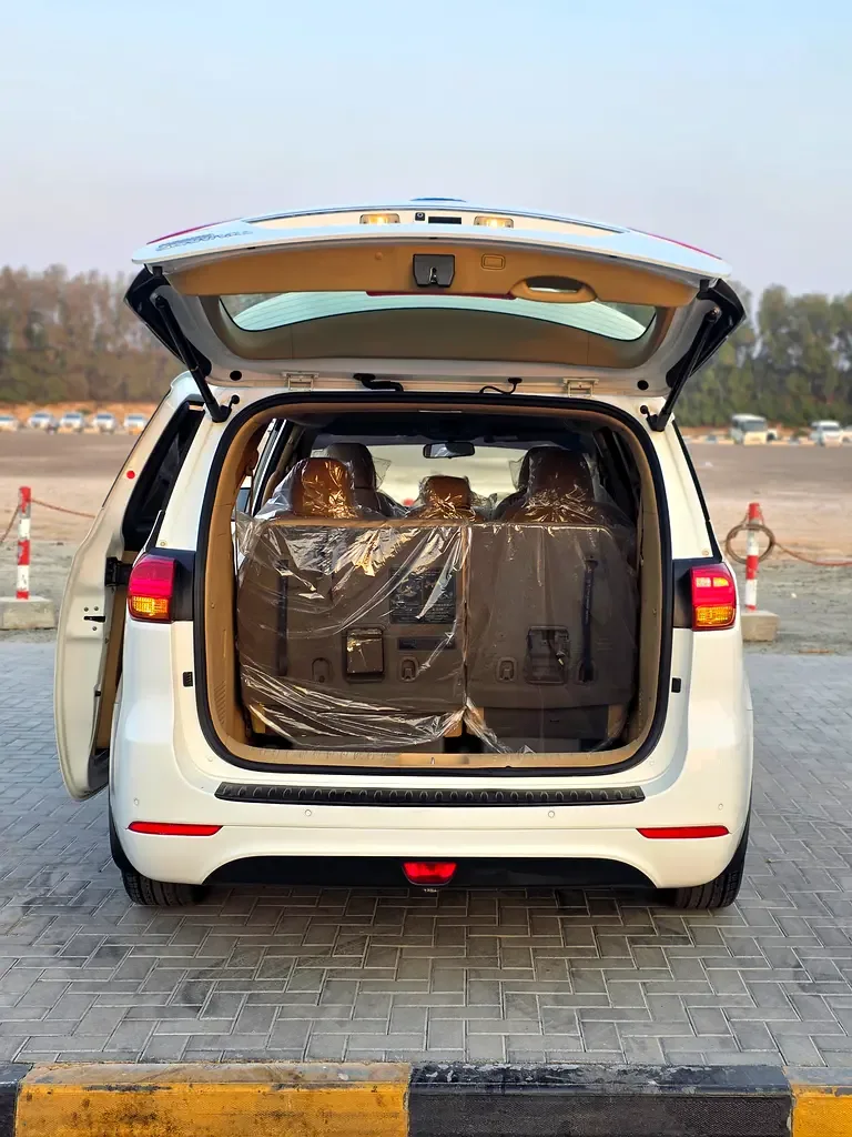 Kia Carnival 3.3 AT (280 hp) - 20