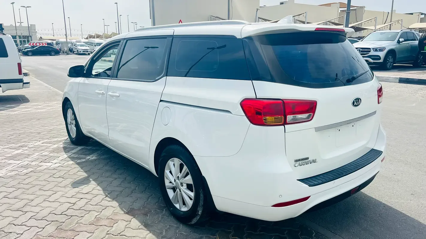 Kia Carnival 3.3 AT (280 حصان) - 5