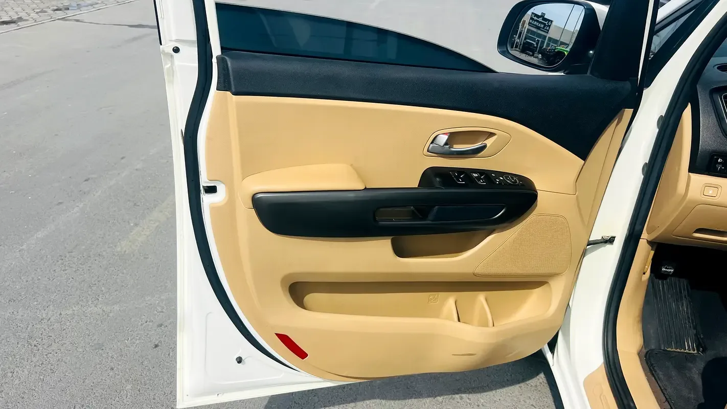 Kia Carnival 3.3 AT (280 حصان) - 15