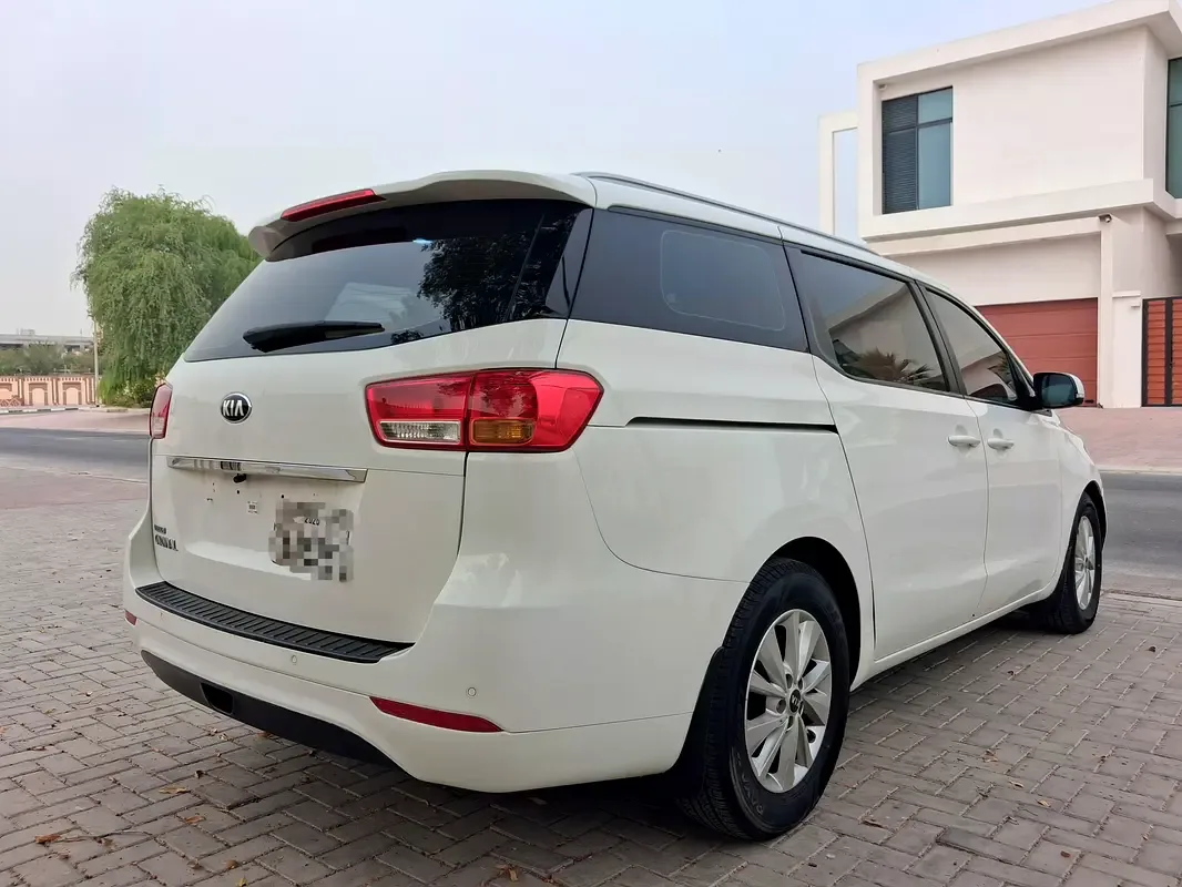Kia Carnival 3.3 AT (280 حصان) - 6