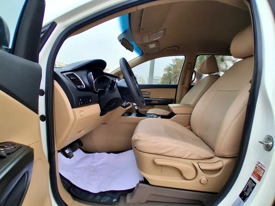 Kia Carnival 3.3 AT (280 حصان) - 10
