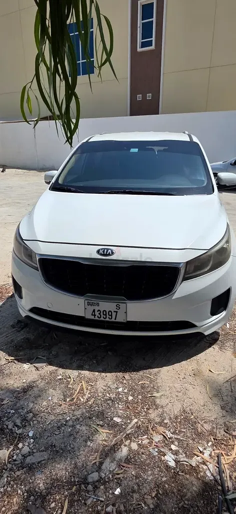 Kia Carnival 3.3 AT (280 hp) - 4
