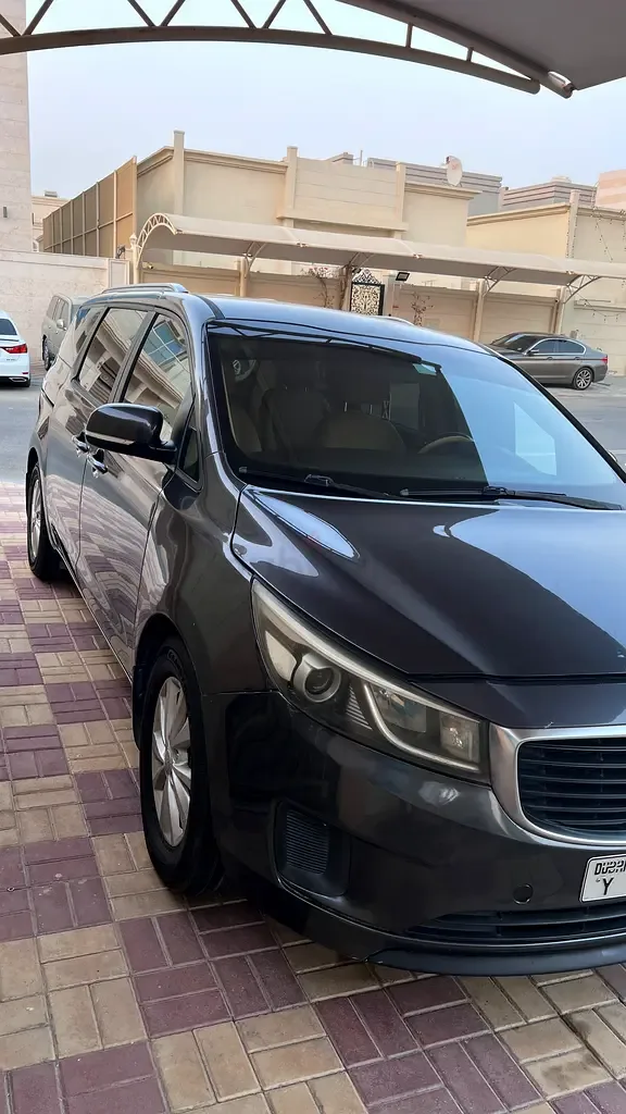 Kia Carnival 3.3 AT (280 hp) - 4