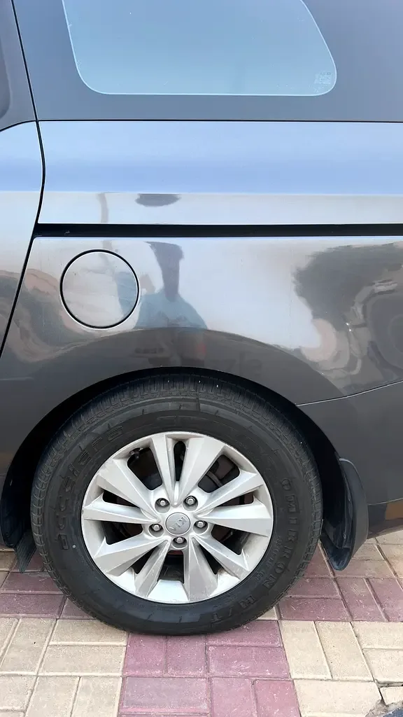 Kia Carnival 3.3 AT (280 hp) - 7