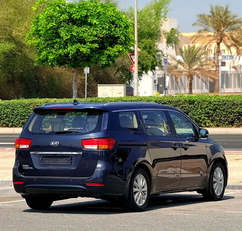 Kia Carnival 3.3 AT (280 حصان) - 6
