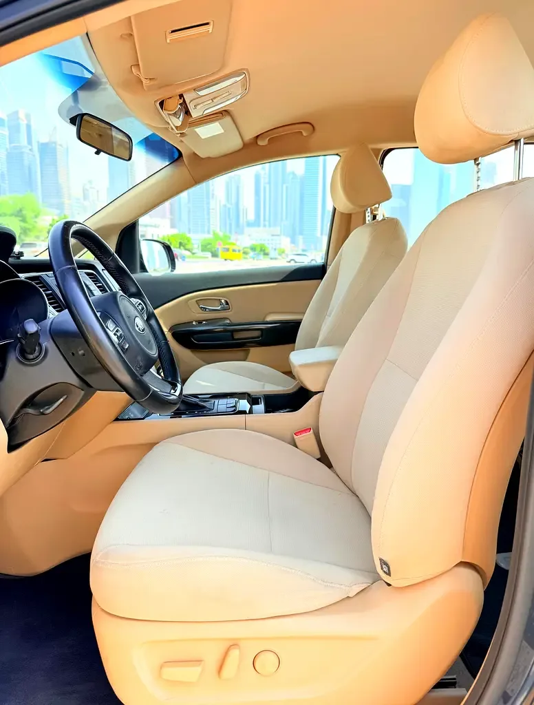 Kia Carnival 3.3 AT (280 حصان) - 10