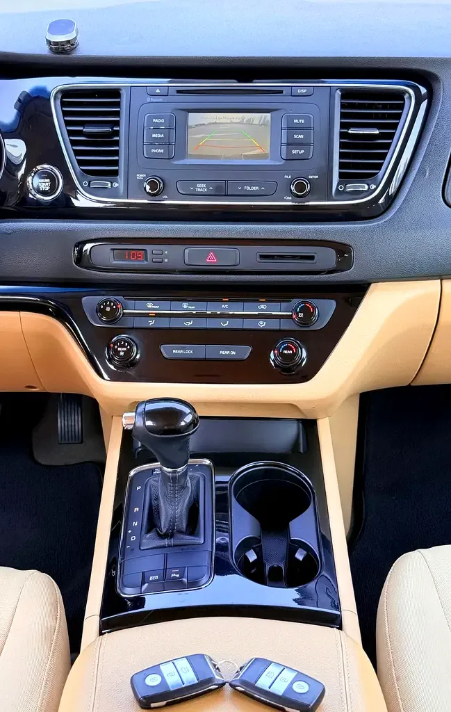 Kia Carnival 3.3 AT (280 حصان) - 17