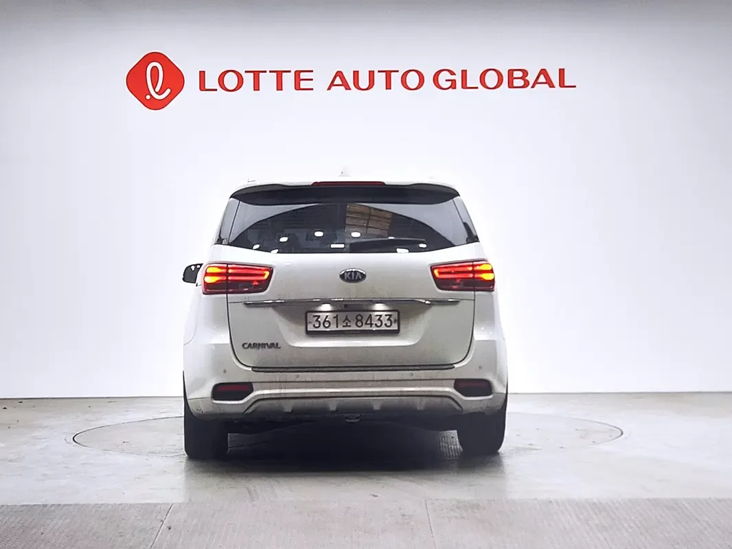 Kia Carnival 3.3 AT (280 حصان) - 5