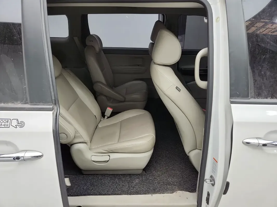Kia Carnival 3.3 AT (280 حصان) - 13