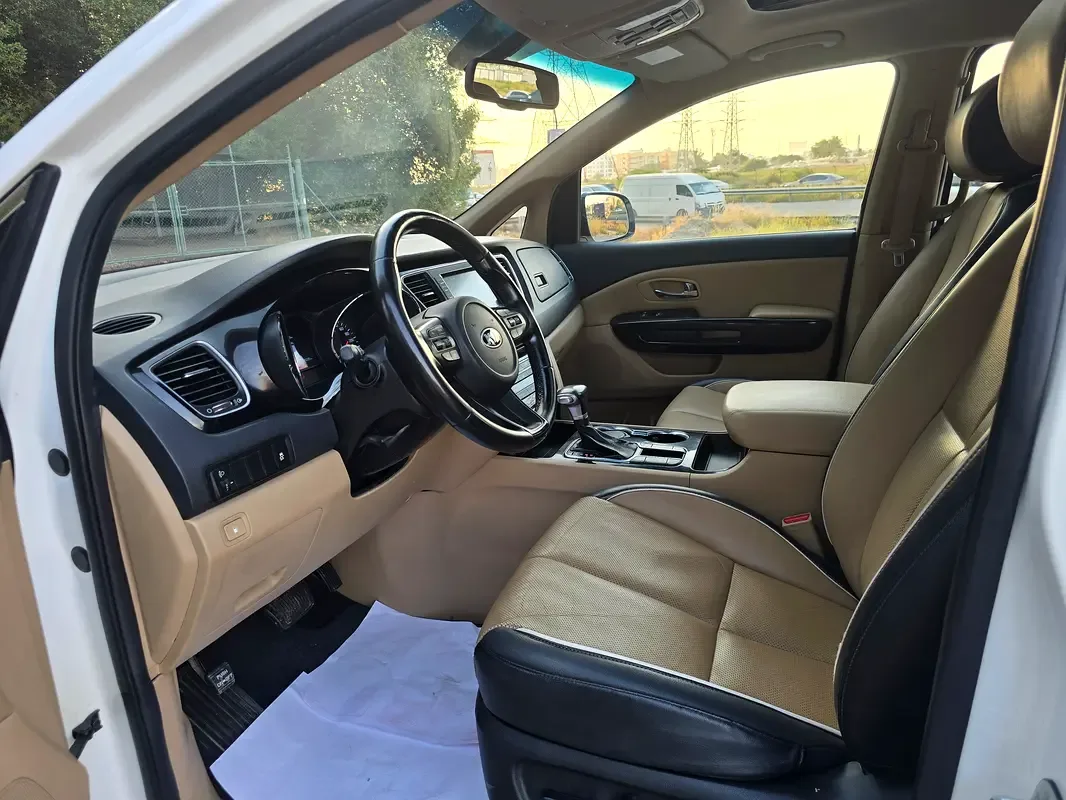 Kia Carnival 3.5 AT (249 hp) - 9