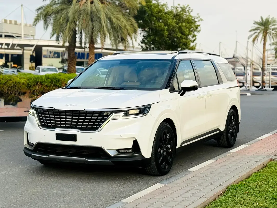 Kia Carnival 3.5 AT (249 hp)