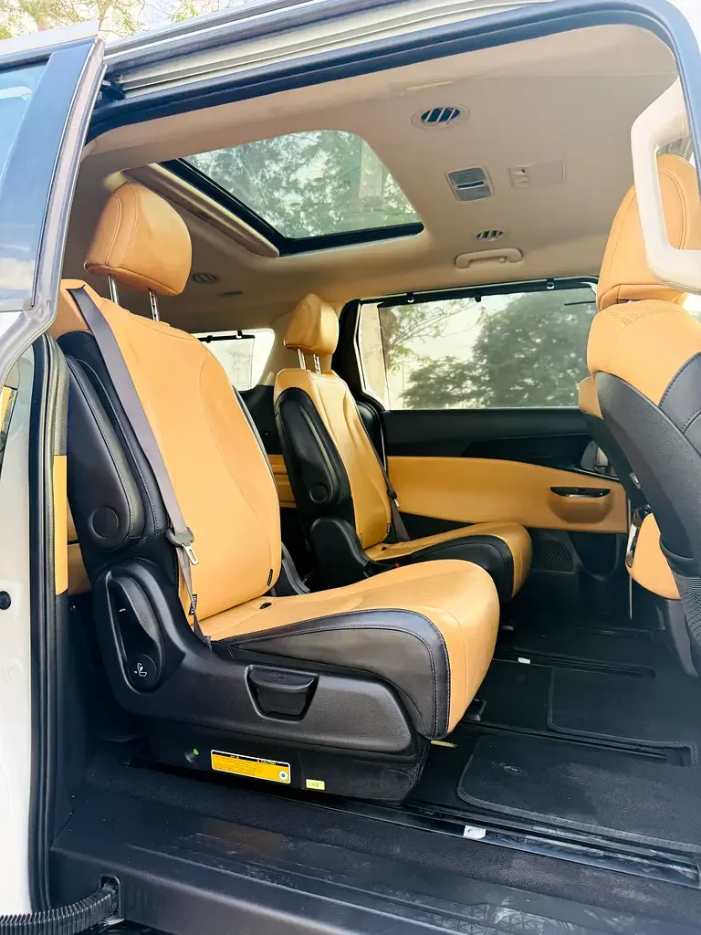 Kia Carnival 3.5 AT (249 hp) - 11