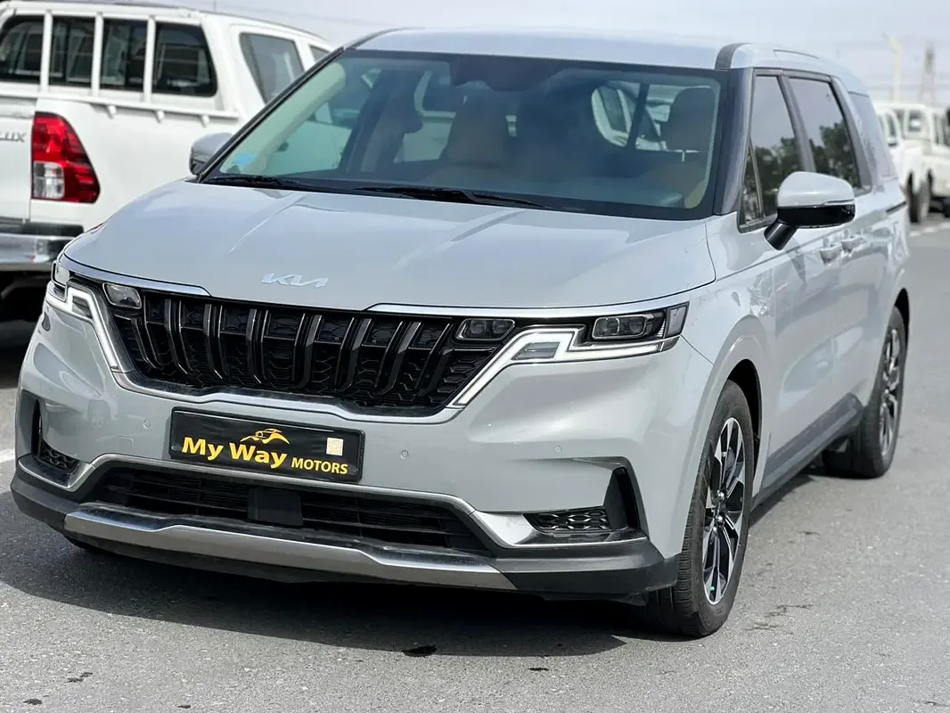 Kia Carnival 3.5 AT (249 حصان) - 2