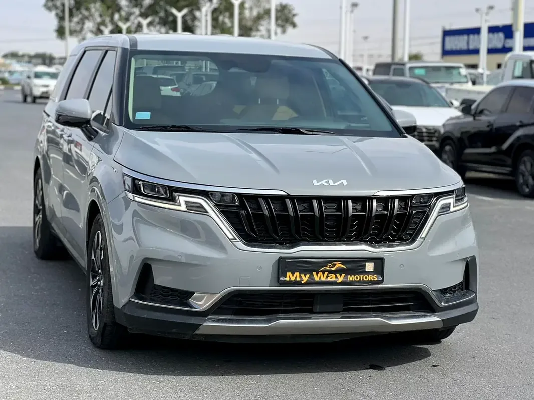 Kia Carnival 3.5 AT (249 hp)