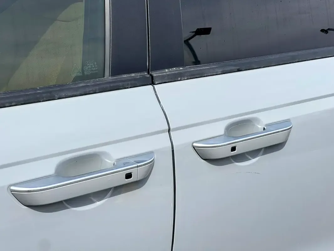 Kia Carnival 3.5 AT (249 حصان) - 5