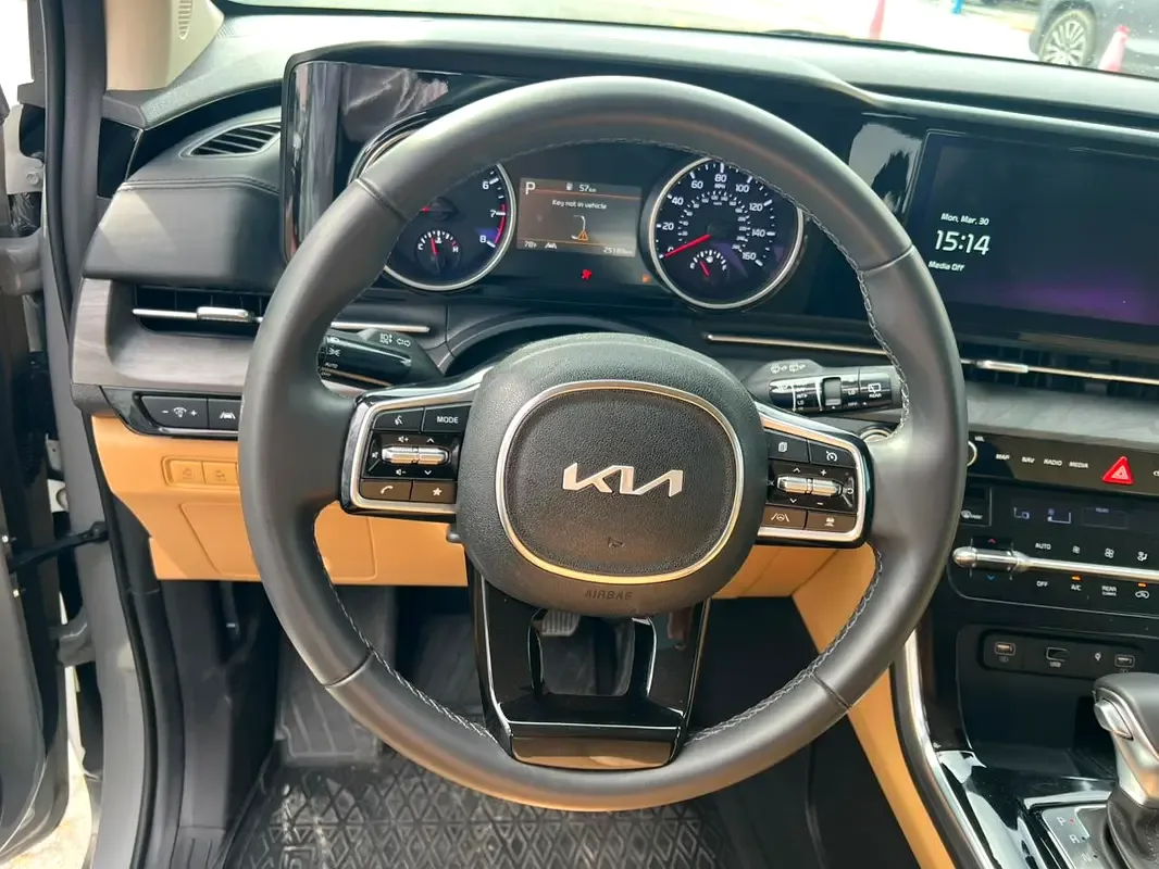 Kia Carnival 3.5 AT (249 حصان) - 12