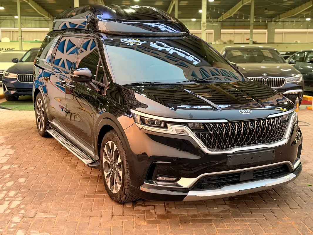 Kia Carnival 3.5 AT (249 hp)